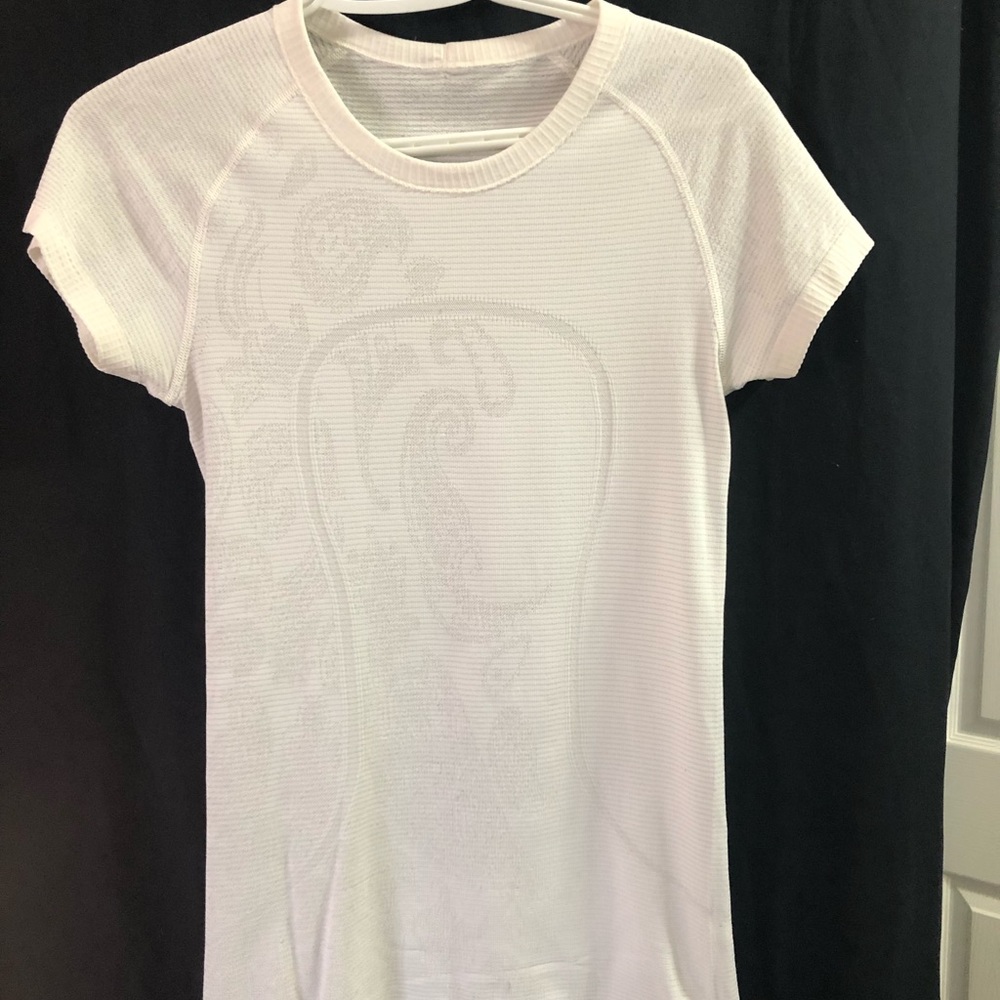Lululemon Run Swiftly paisley print LE, cream